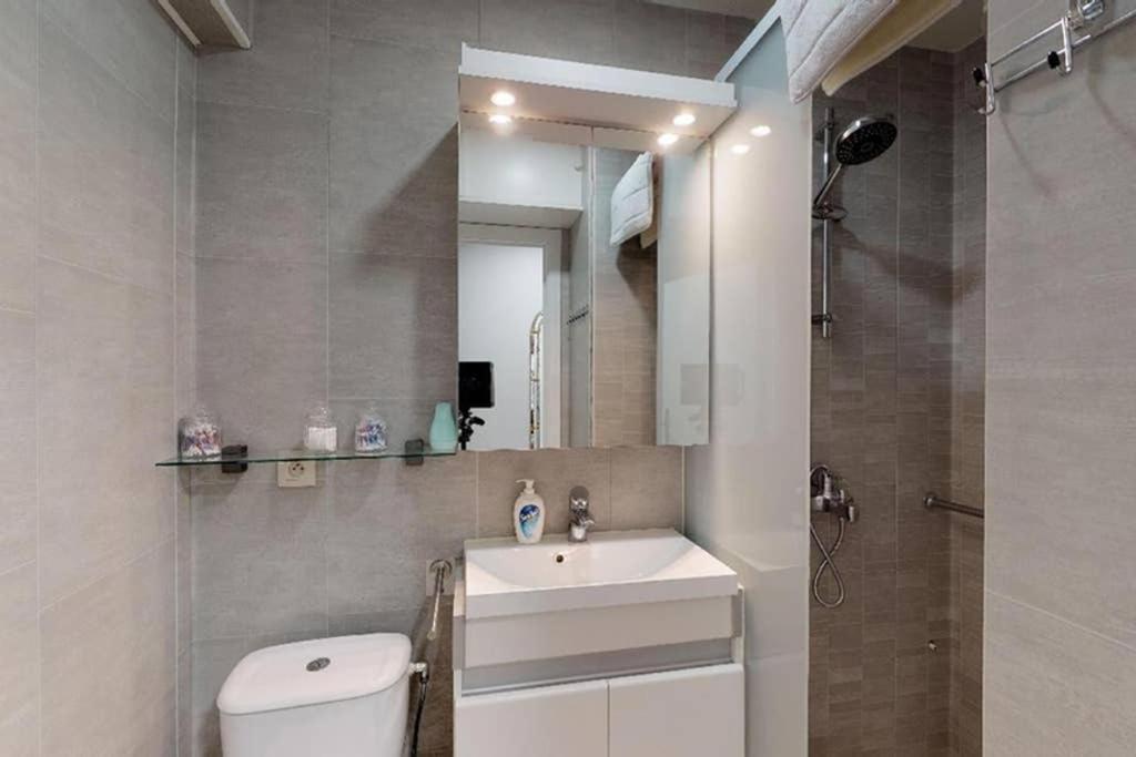 Studio Met Zeezicht Op Heldenplein Knokke-Heist Exterior foto