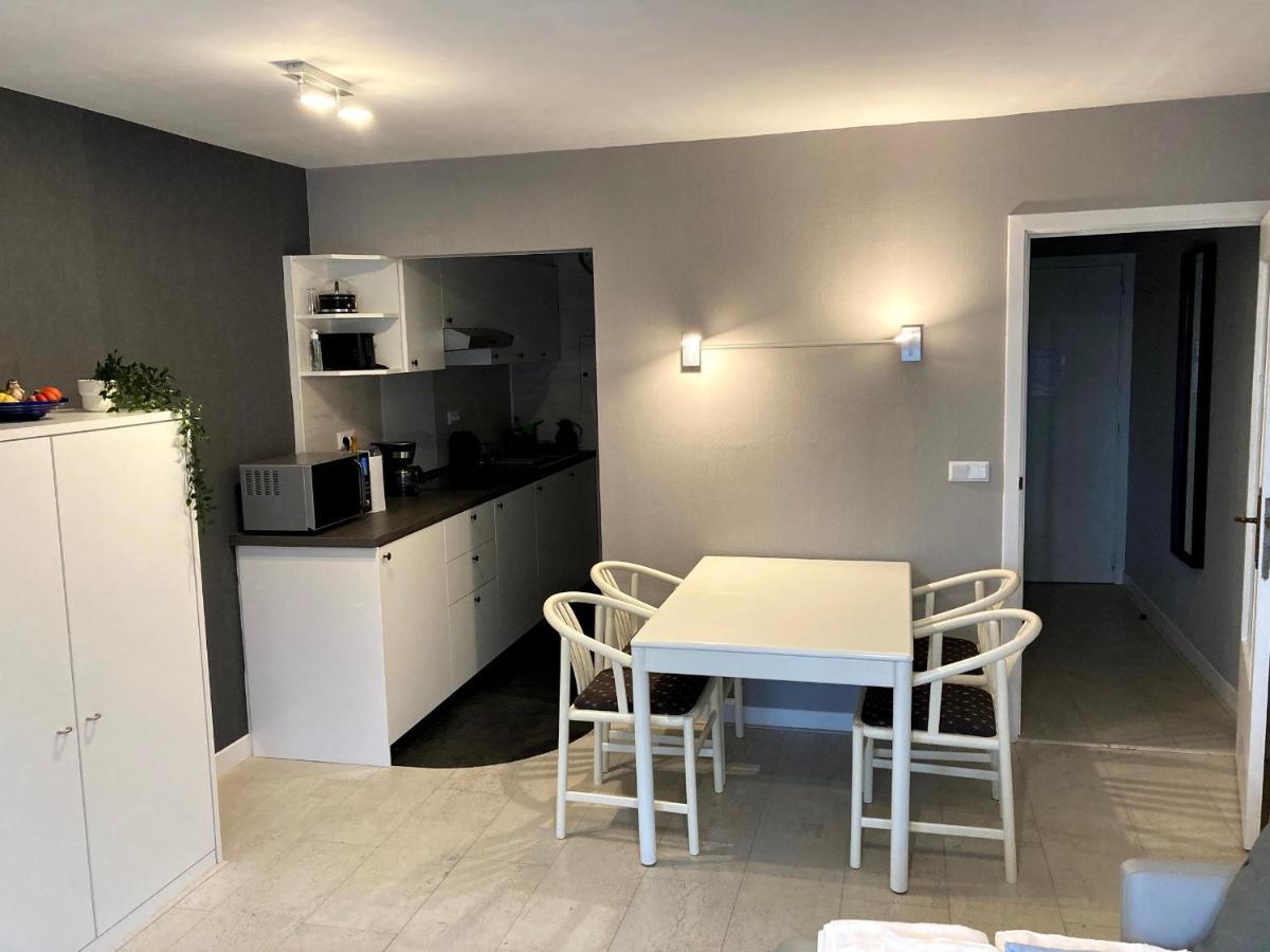 Studio Met Zeezicht Op Heldenplein Knokke-Heist Exterior foto